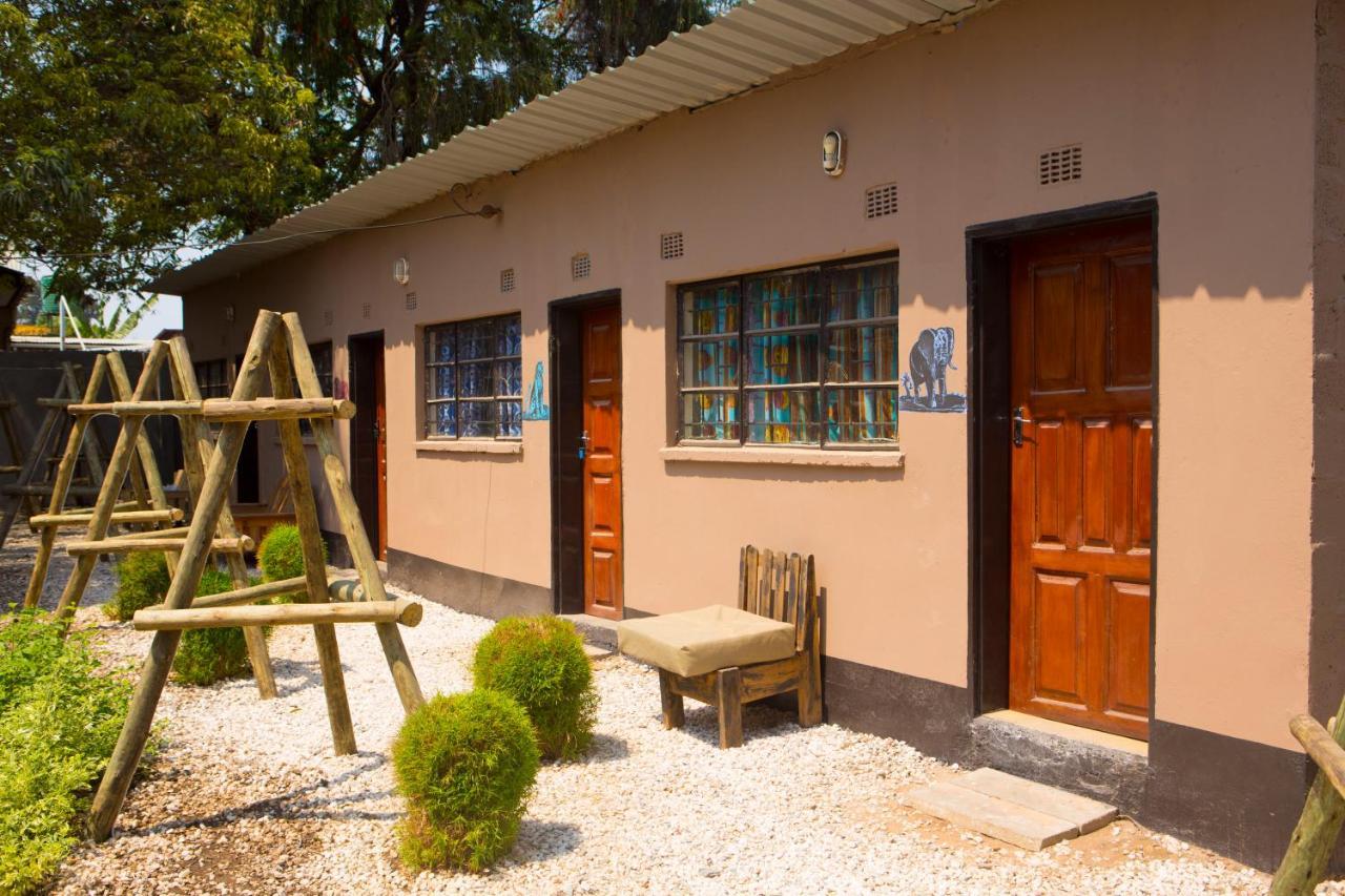 Lusaka Backpackers Hostel Εξωτερικό φωτογραφία