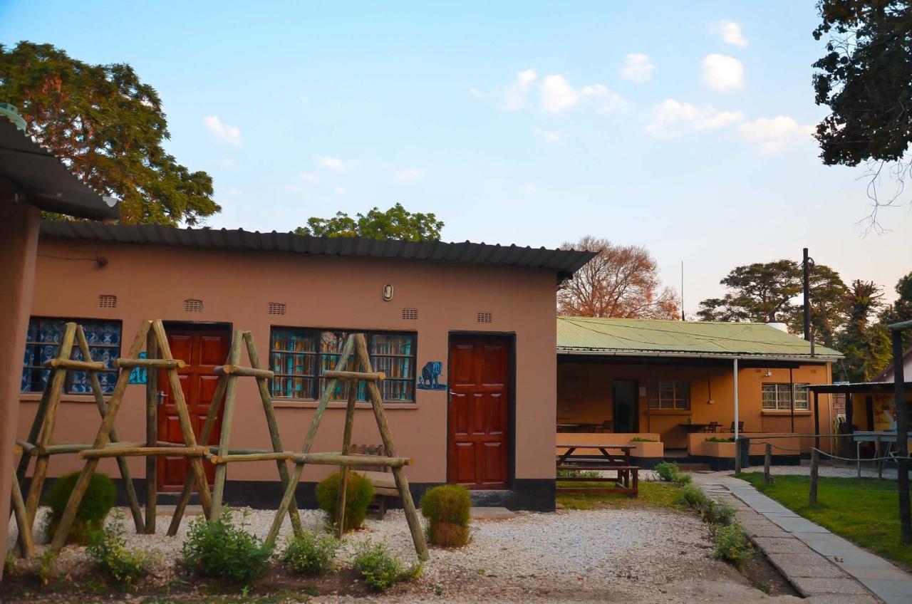 Lusaka Backpackers Hostel Εξωτερικό φωτογραφία